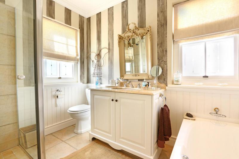 To Let 4 Bedroom Property for Rent in Steenberg Estate Western Cape